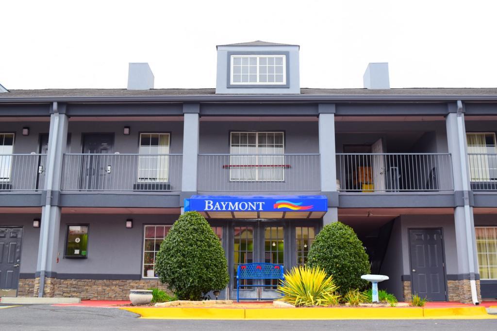 Мотель Baymont By Wyndham Уорнер-Робинс Экстерьер фото